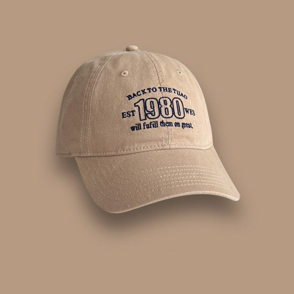 Single-color Adjustable English Numeral Embroidered Washed-out Distressed Simple Trendy Baseball Cap, Suitable For Travel, Daily Outings And Shopping.