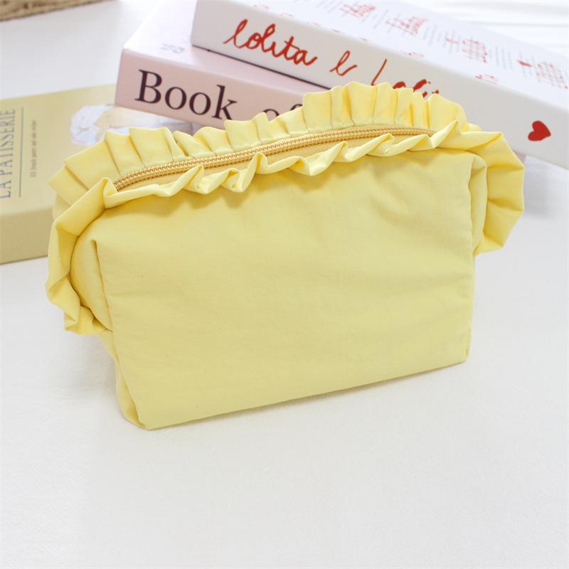 Korean-style Ruffled Makeup Bag Simple Nylon Waterproof Storage Pouch