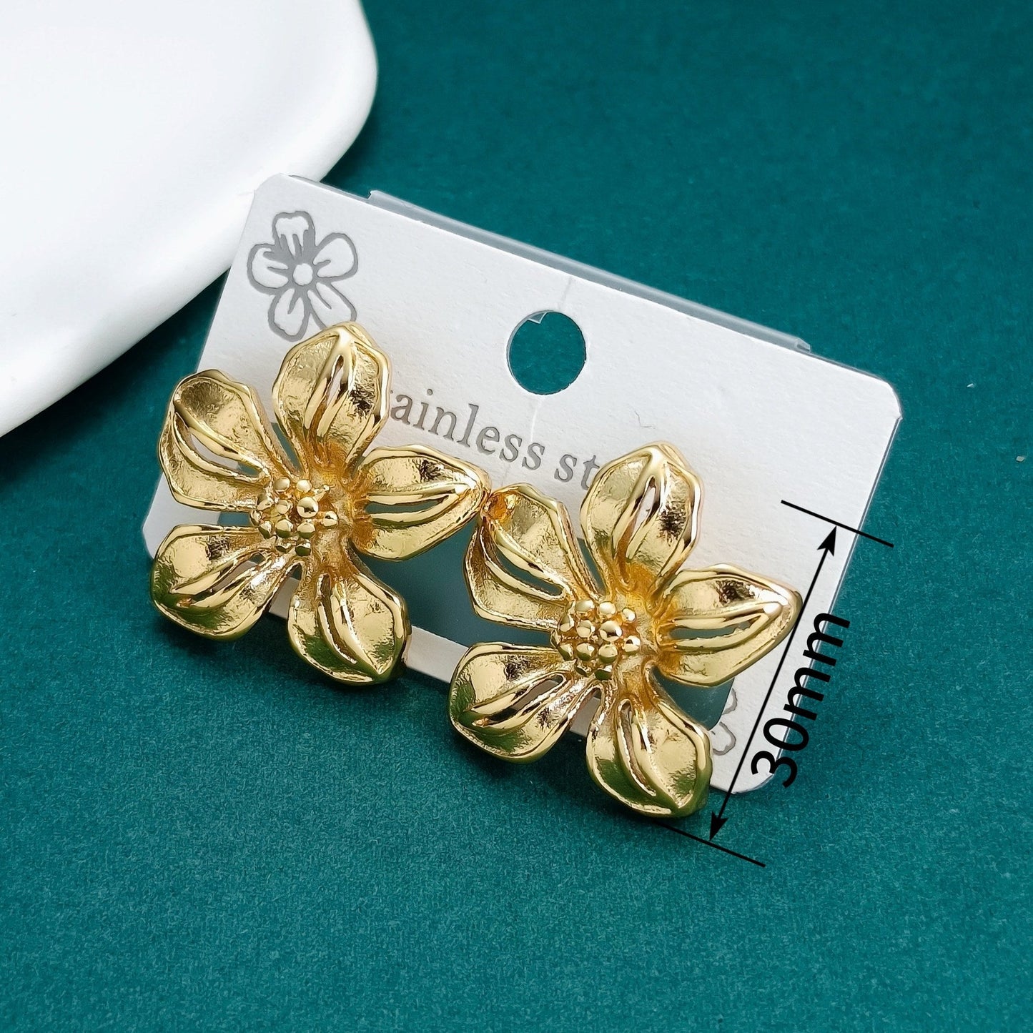 Double-layer Flower Stainless Steel Earrings Light Luxury With A Premium Feel