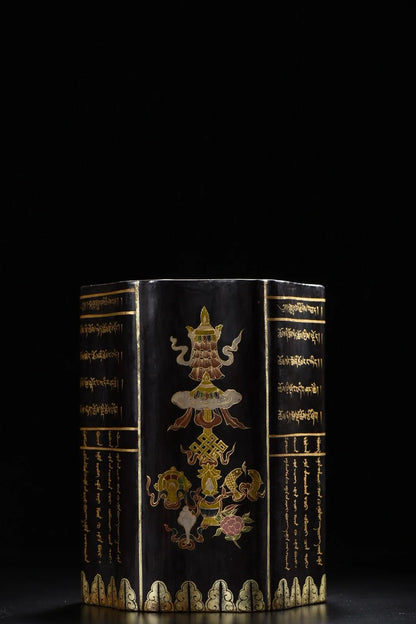 Hexagonal Lacquerware Pen Holder – Gold “Lucky Eight Treasures” Verse