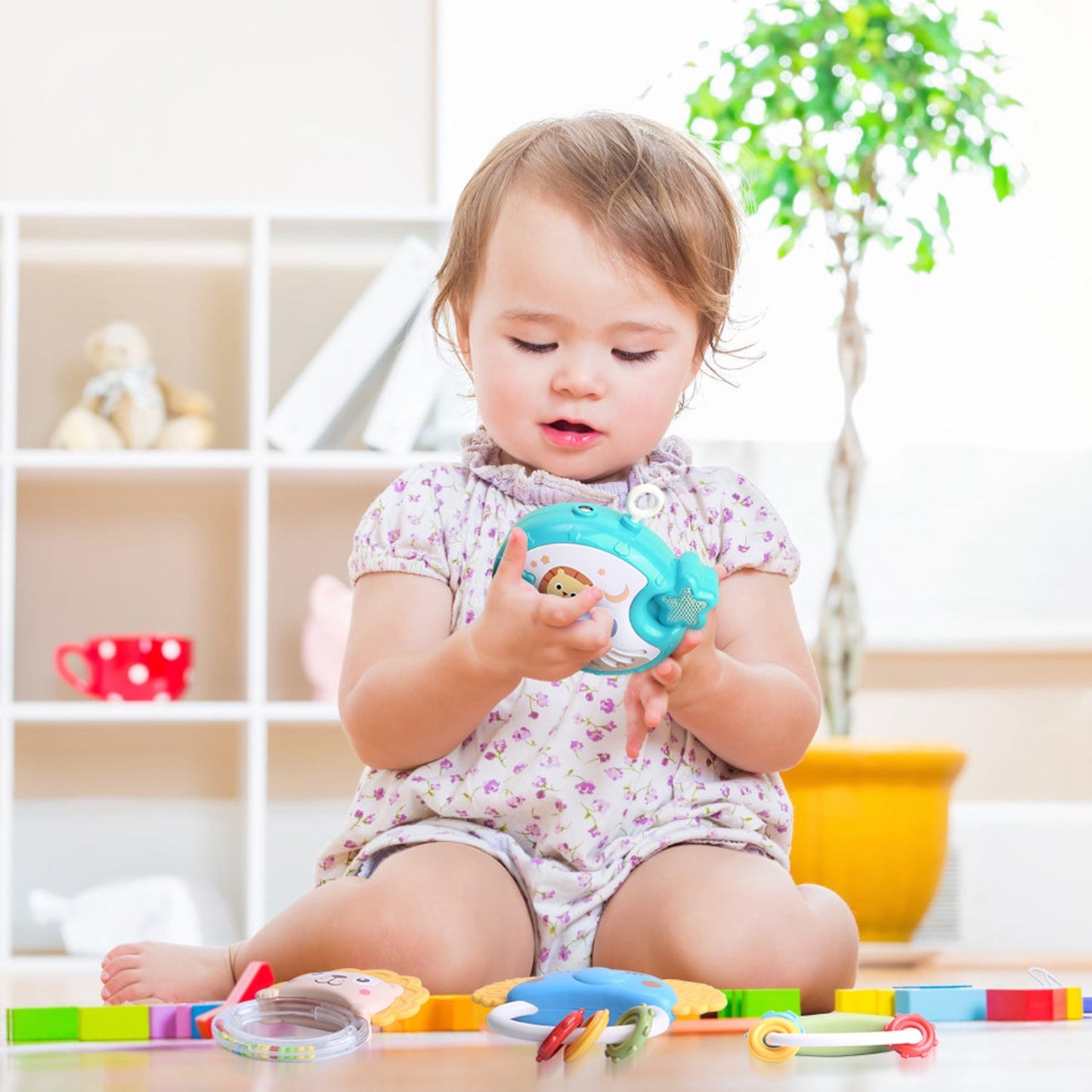 GBruno Baby Musical Crib