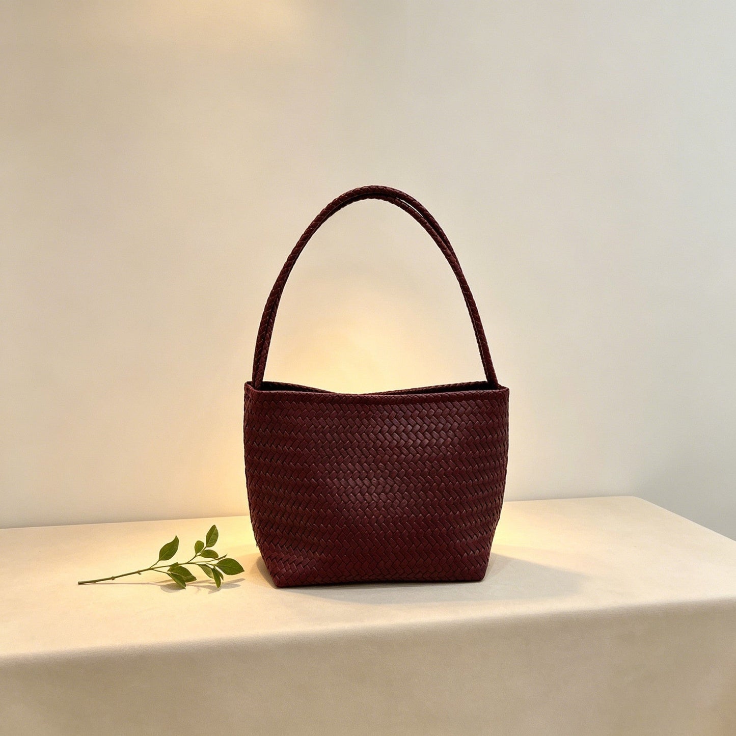 Vintage Woven-pattern Bucket Bag For Women With A Luxurious Feel