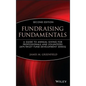 Fundraising Fundamentals: A Guide to Annual Giving for Professionals and Volunteers - Hardcover