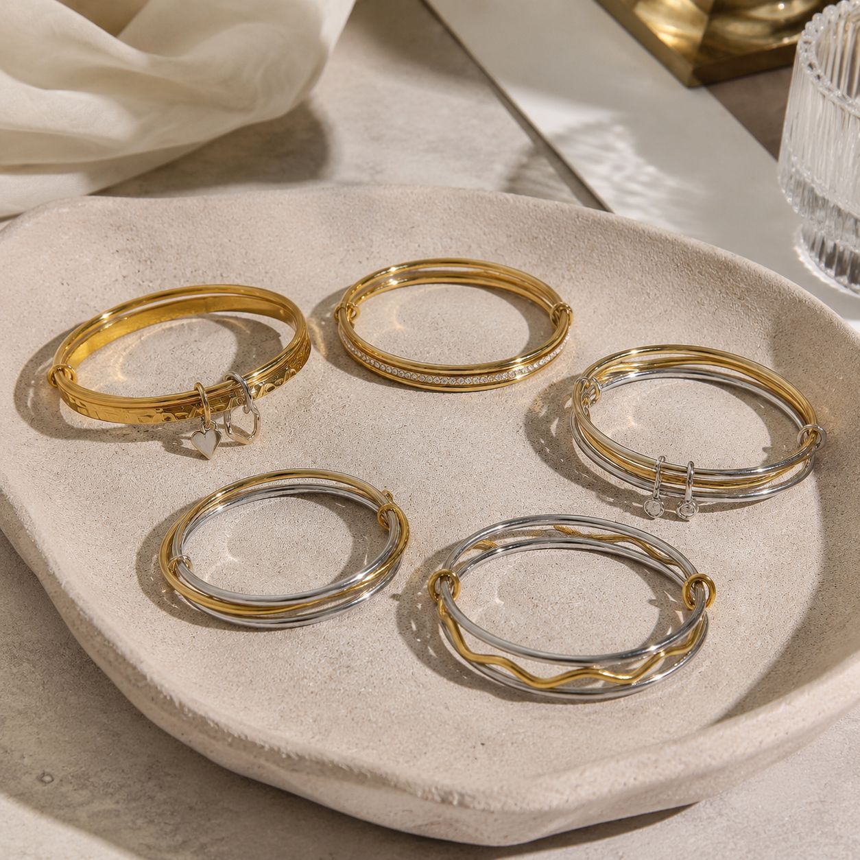 High-end Stainless Steel Zircon Bracelet That Wont Fade