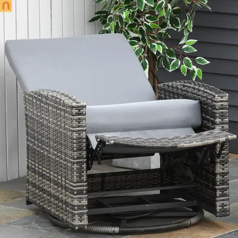 Outdoor Swivel Recliner Chair PE Rattan Gray 360°