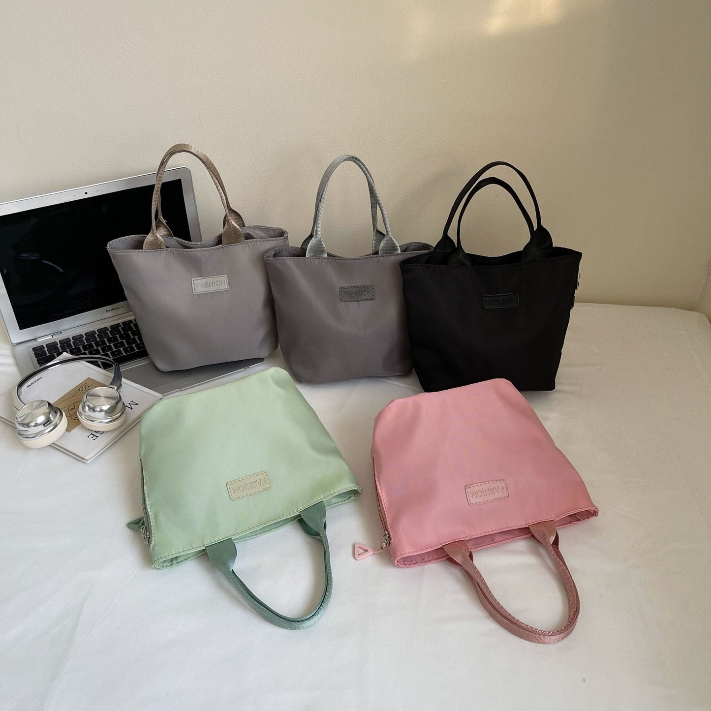 Fashionable Womens Ba Casual Fabric Tote Versatile Commuter Handbag