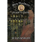 Mrs Hudson Goes To Paris - Paperback