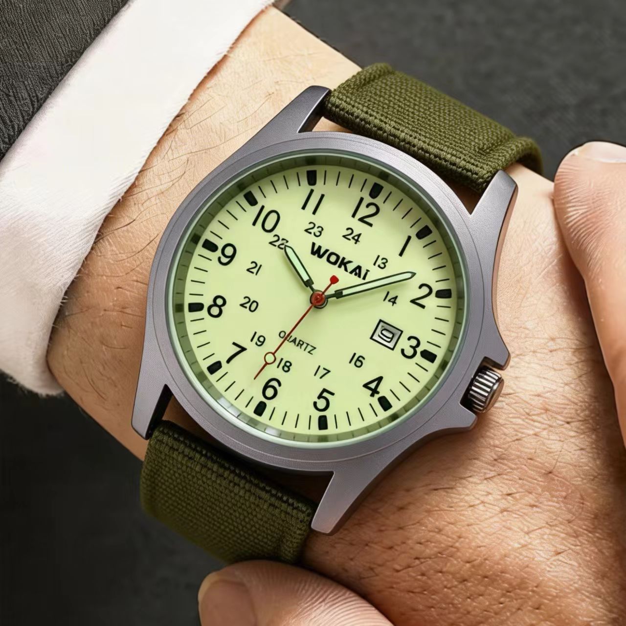 Mens Casual Calendar Sports Quartz Watch