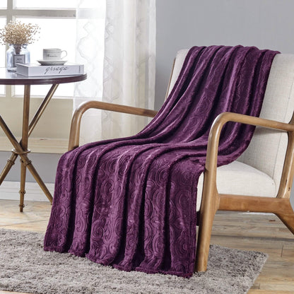 Dama Flannel Fleece Blanket