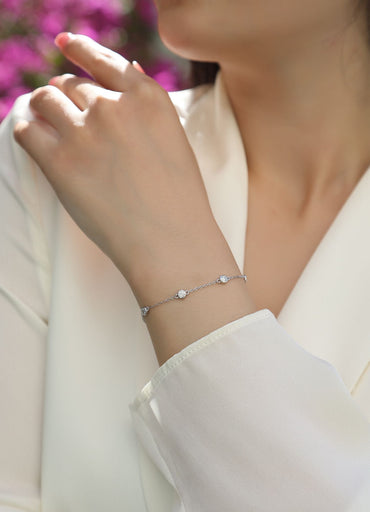Dynamic Bubble - A fashionable jewelry bracelet and bangle set with Moissanite S925 sterling silver and Platinum-plated diamond