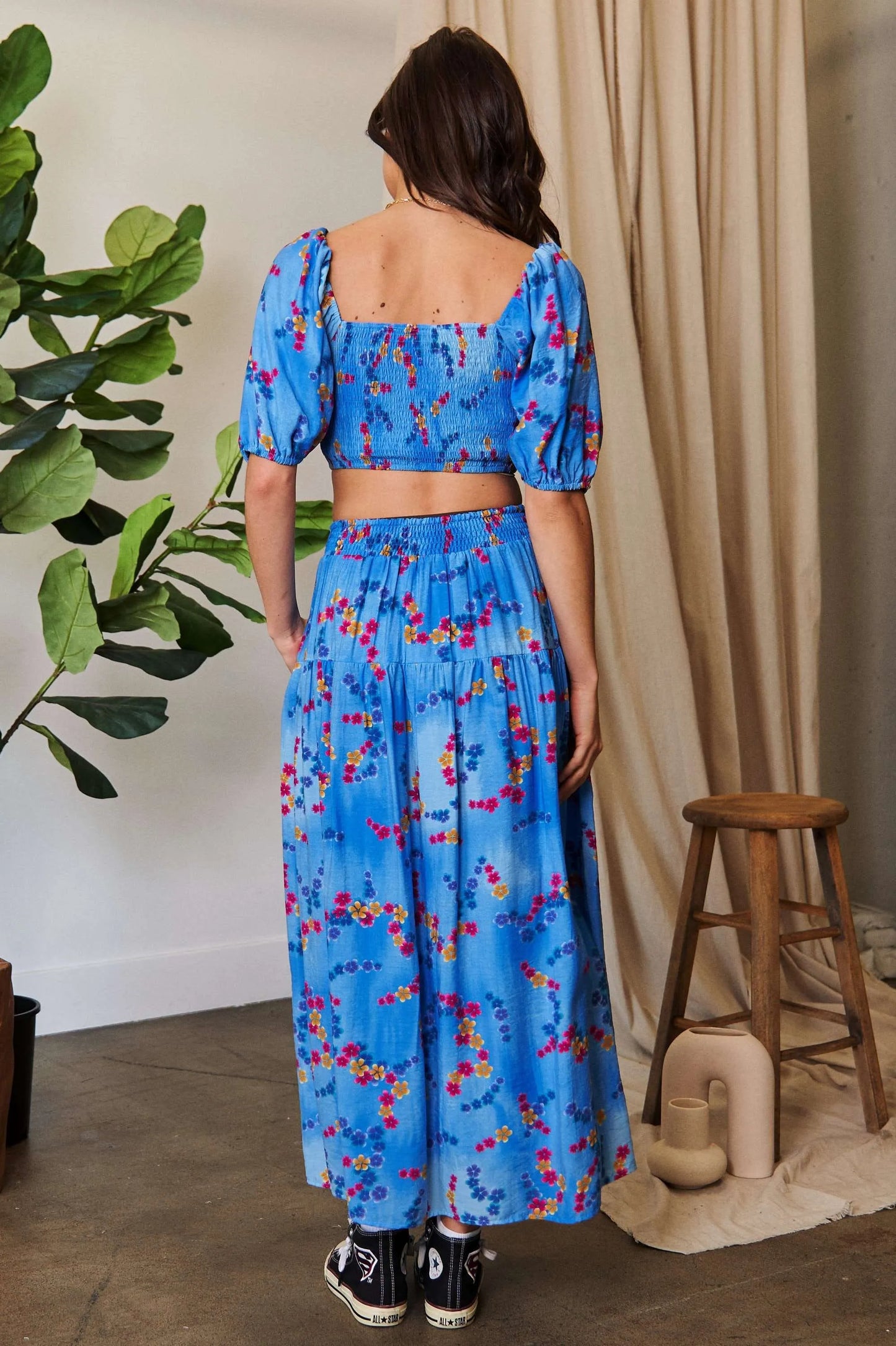 Davi & Dani Smocing Bodice Puff Short Sleeve Printed Crop Top