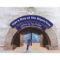 Teja's Day at the Aquarium - Paperback