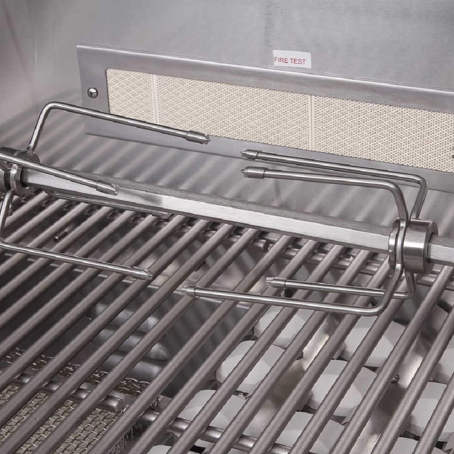 Edgestar 60K BTU 30-Inch Built-In Grill Kit With Insulated Jacket And Double Access Doors [GRL300IBKIT] (SAK82568)