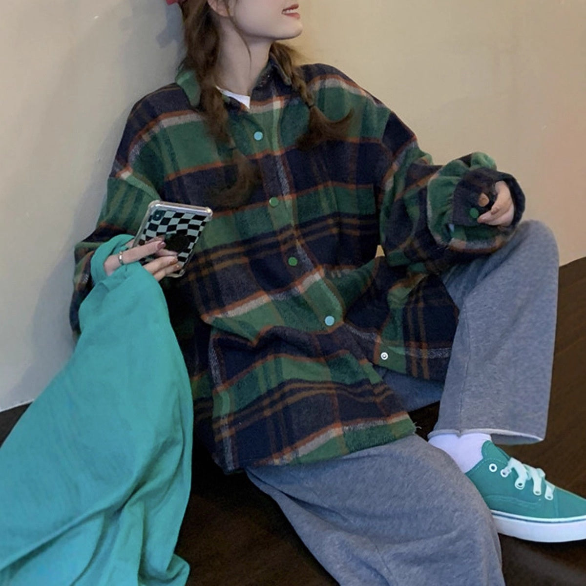 Koreanstyle SpringAutumn FleecLined Thickened Brushed Plaid Shirt For Women