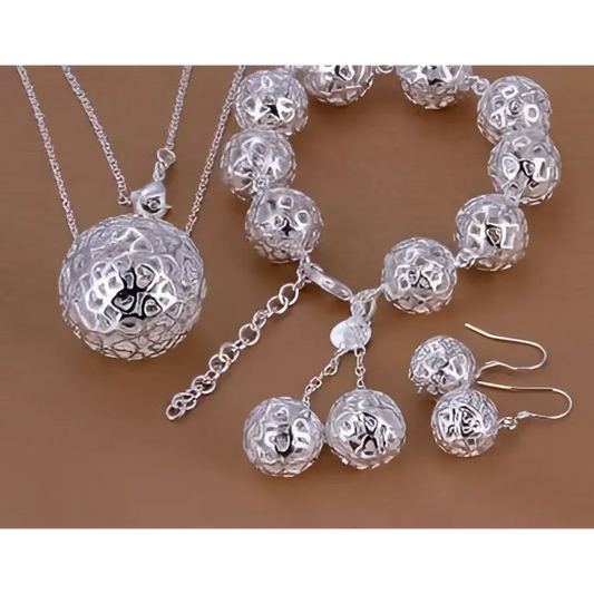 Exquisite Jewelry Silver Filigree Ball Pendant Set