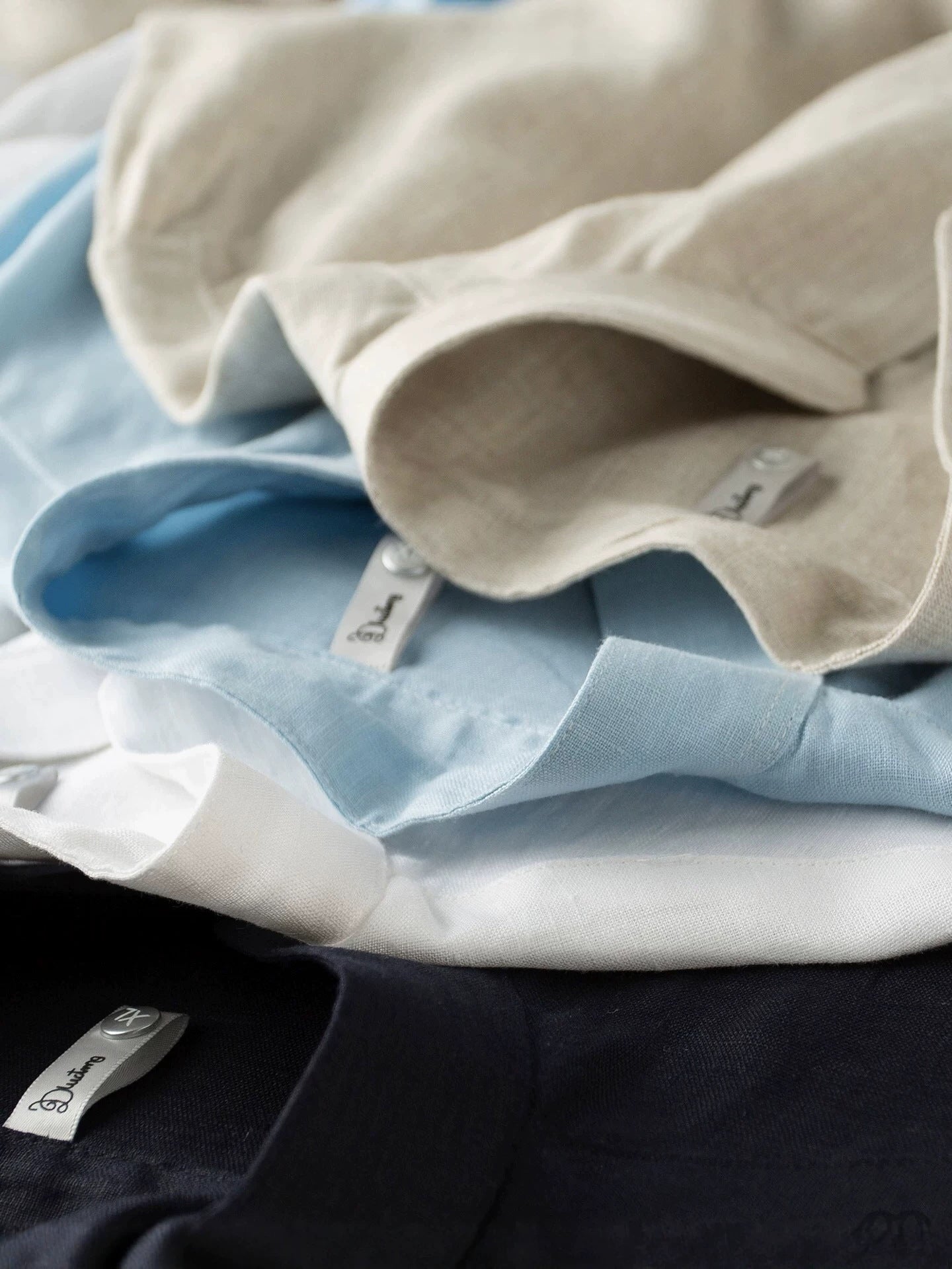 Mens Loose-fit Trendy Versatile Solid-color Casual Shirt