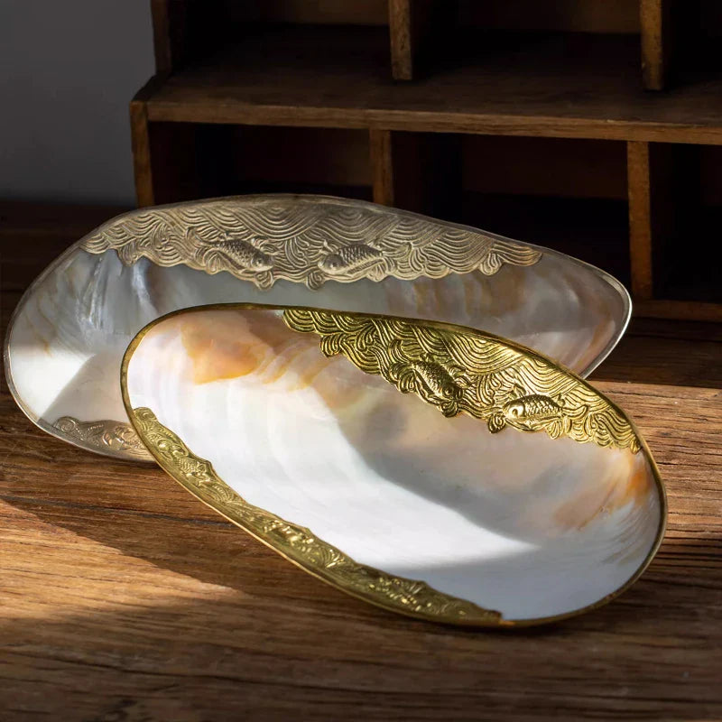 Mother-of-Pearl Shell Jewelry Tray – Luxury Vanity & Display Dish