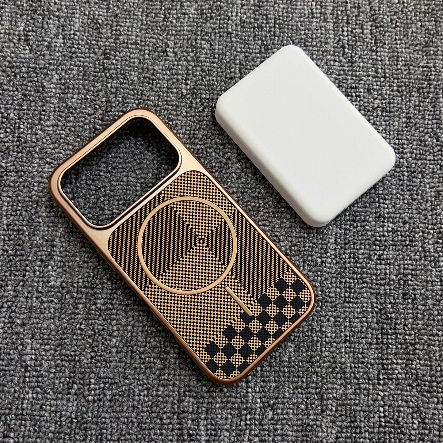 Carbon Fiber Pattern Phone Case Magnetic Charging Protective Cover