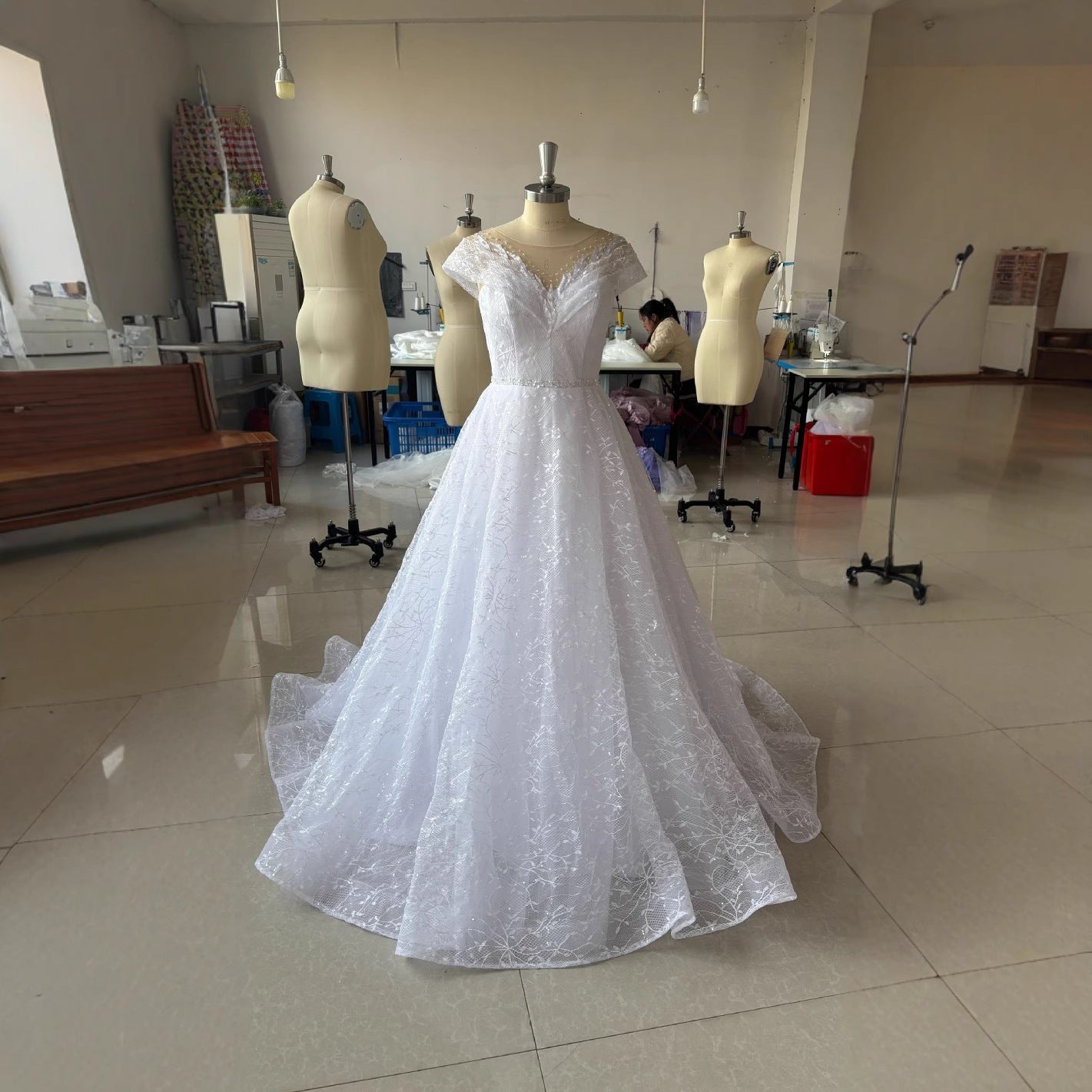 Off-shoulder Light Wedding Dress Bridal Main Yarn Lace Wedding Veil Small Trailing