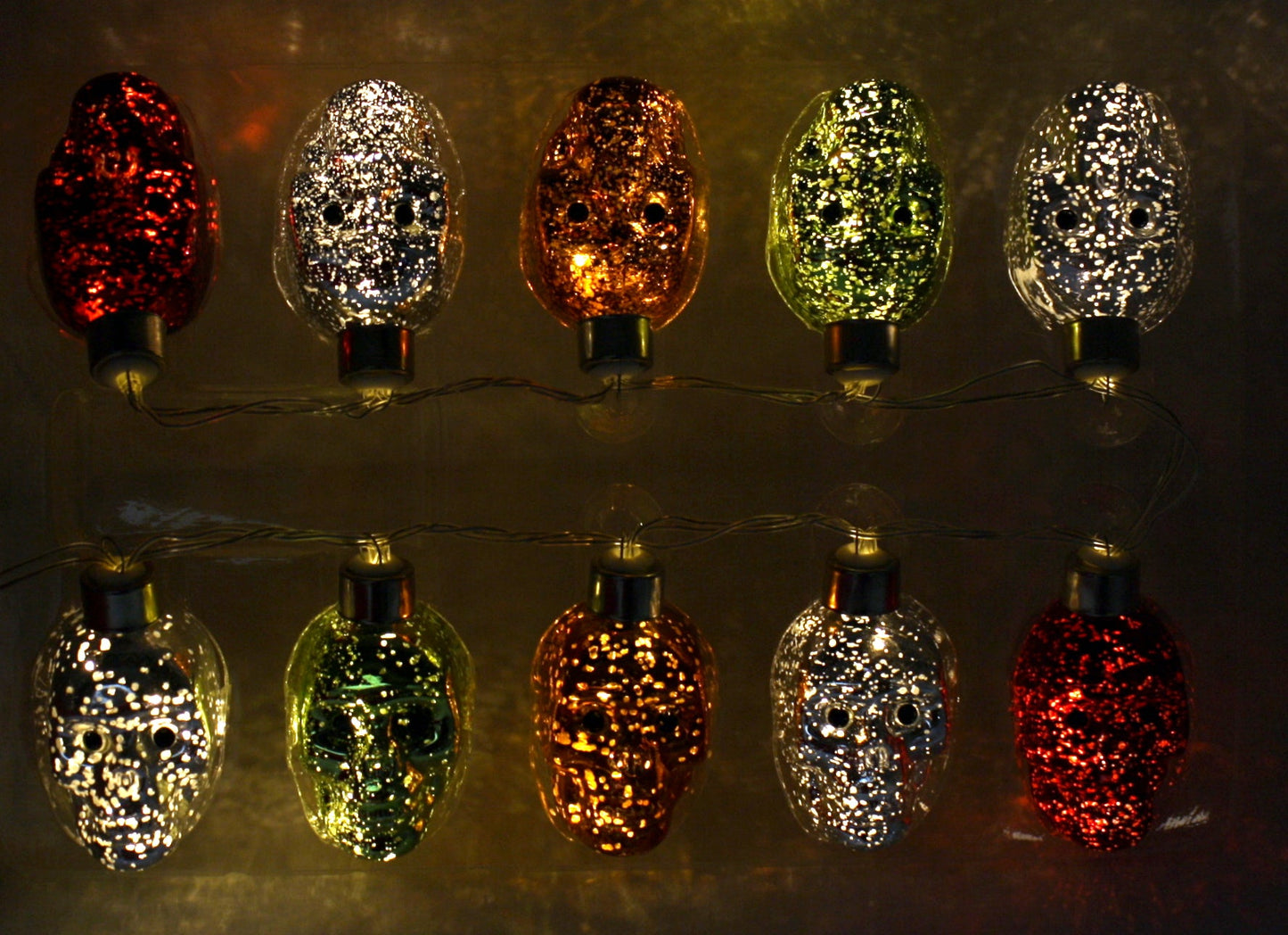 LED Halloween String Light Set - Skulls