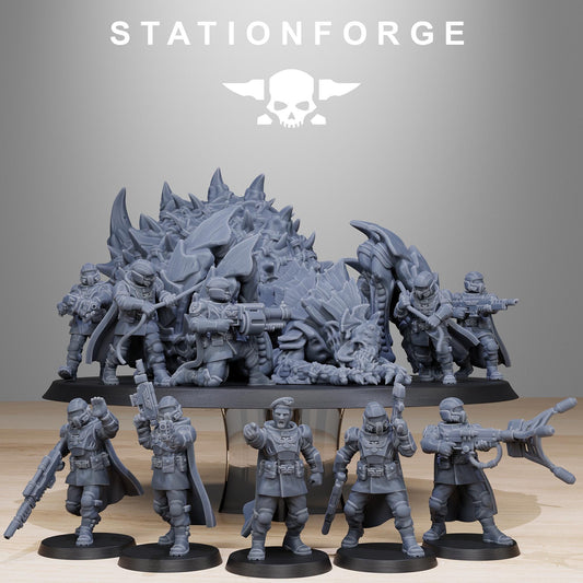 3D Printed Vaskar Xeno Hunters by StationForge Miniatures