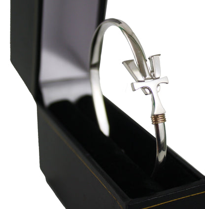 Vermont  Hook Bracelet Silver - 4mm Band - 8 Inch
