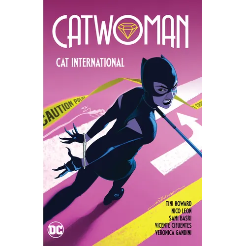 Catwoman Vol. 2: Cat International - Paperback