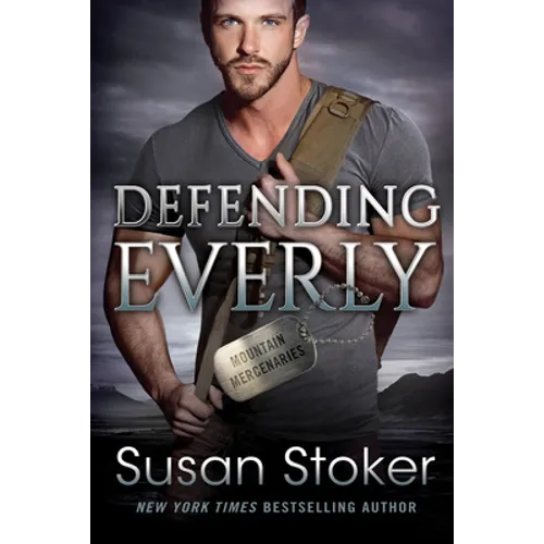 Defending Everly - Paperback