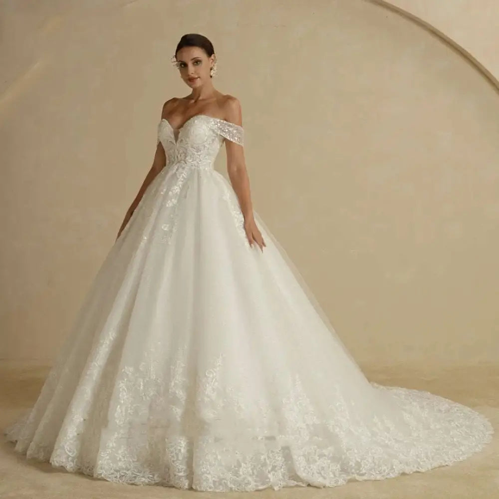 Off-shoulder Lace Bridal Main Wedding Dress