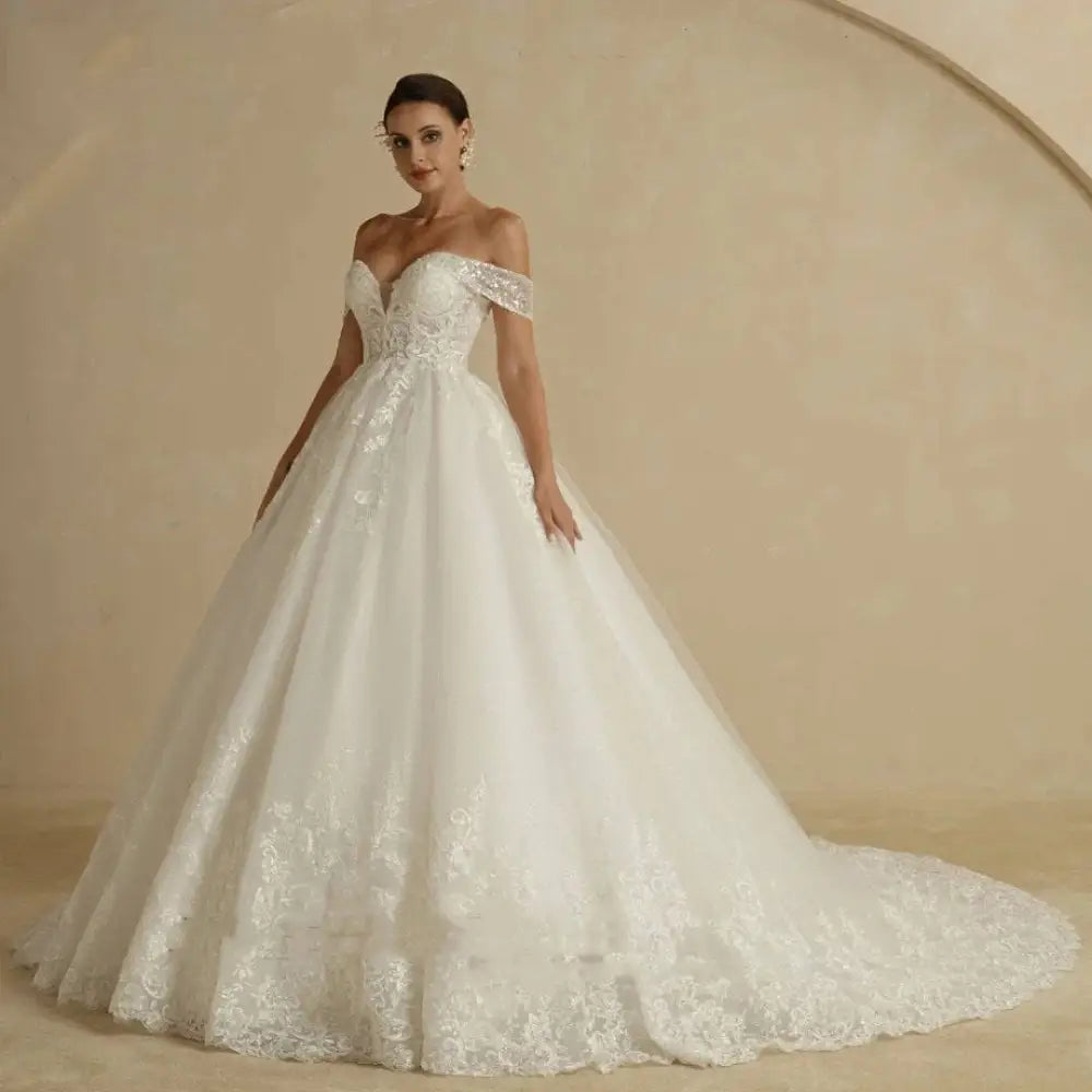 Off-shoulder Lace Bridal Main Wedding Dress