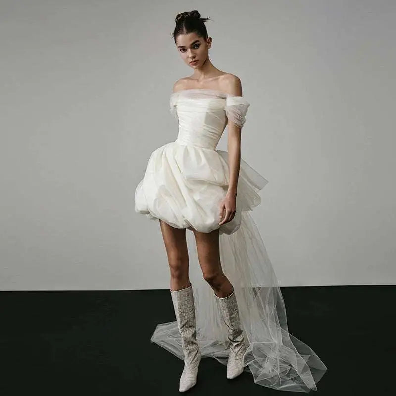 Off-shoulder Tulle White Wedding Dress with Train