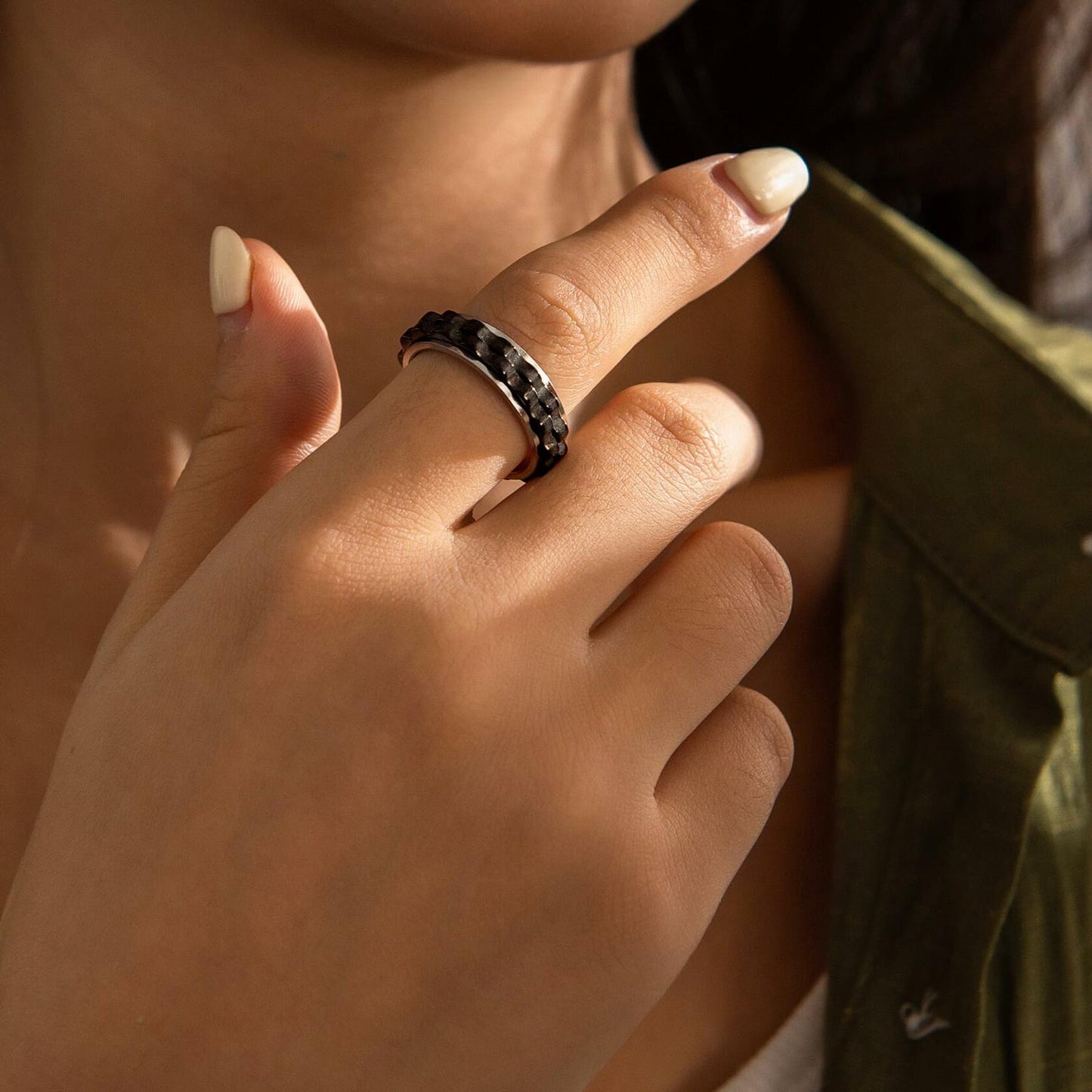 Udolfly Titanium Steel Womens Fidget Spinner Ring Silver Black Size 8