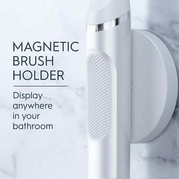 Oral-B Clic Deluxe Starter Kit, Manual Toothbrush with 3 Brush Heads & Magnetic Brush Mount