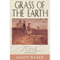Grass of the Earth: The Story of a Norwegian Immigrant Family in Dakota - Paperback