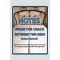 Notes from the Crack Between Two Beds: Robert peers out from the wings, gains the courage to emerge, mingle and clutch the stage mike. - Paperback