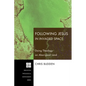 Following Jesus in Invaded Space: Doing Theology on Aboriginal Land - Paperback