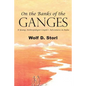 On the Banks of the Ganges: A Young Anthropologist Couple's Adventures in India - Paperback