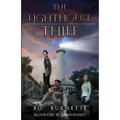 The Lighthouse Thief - Paperback