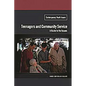 Teenagers and Community Service: A Guide to the Issues - Hardcover