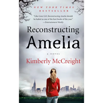 Reconstructing Amelia - Paperback