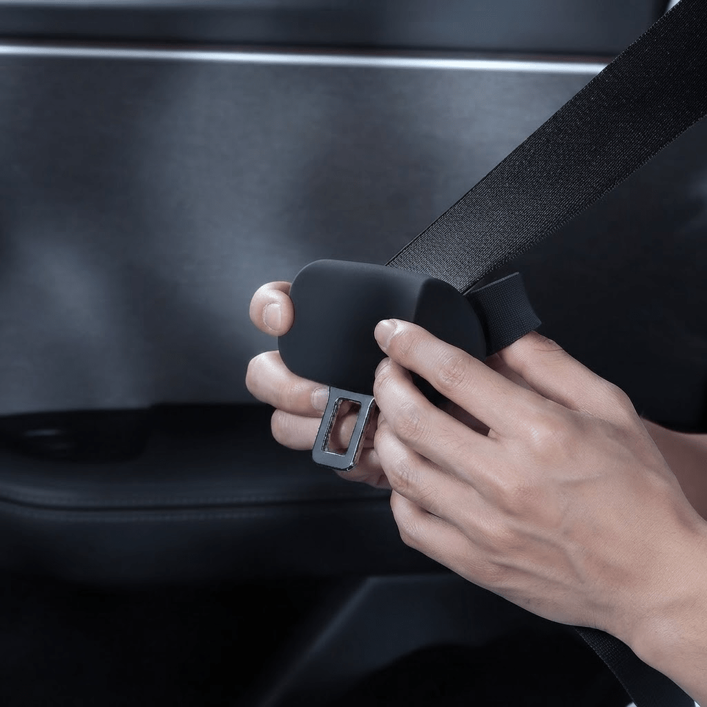 Silicone Seat Belt Buckle Cover Set for Model Y Juniper / Model 3 Highland