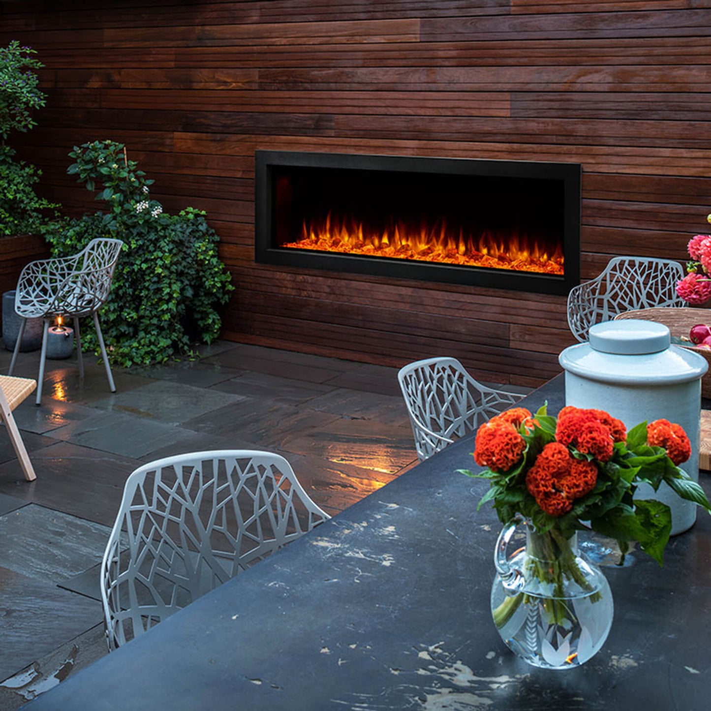 SimpliFire Forum Outdoor Electric Fireplace [SF-OD43/55] (SAK81631)