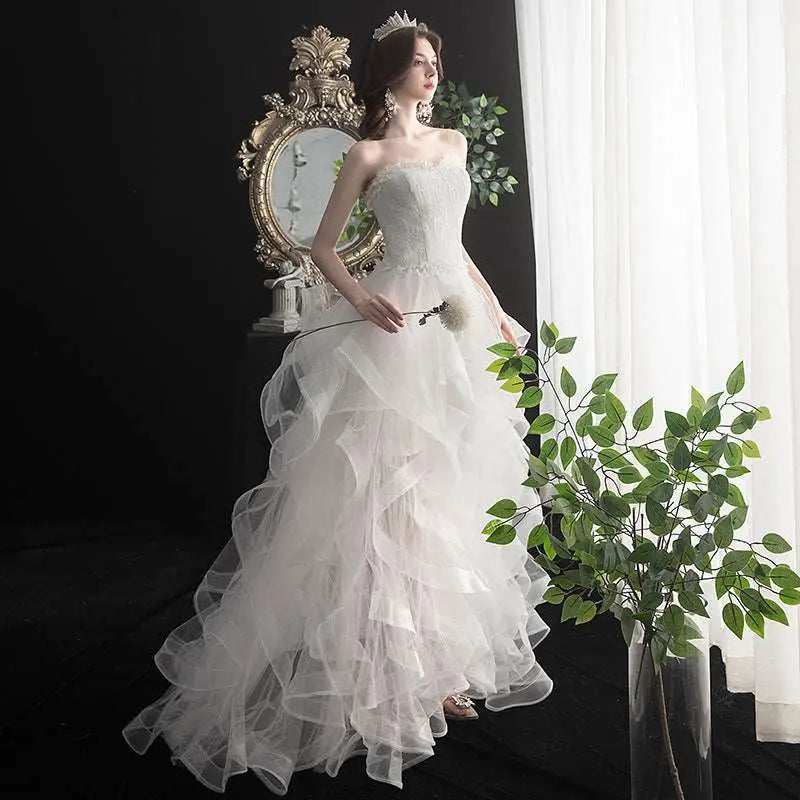 Small Trailing Wedding Dress with Layered Tulle
