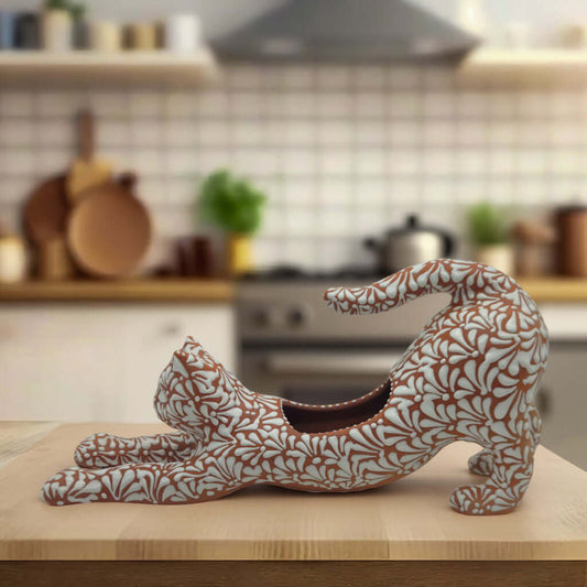 Talavera Terracotta Cat Planter | Stretching Design