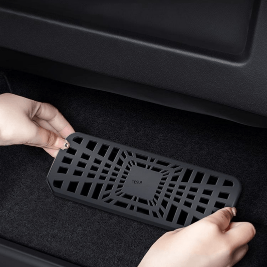 Rear Vent Cover for Model 3 Highland