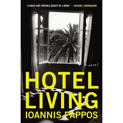 Hotel Living - Paperback
