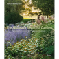 The Naturally Beautiful Garden: Designs That Engage with Wildlife and Nature - Hardcover