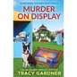 Murder on Display - Paperback